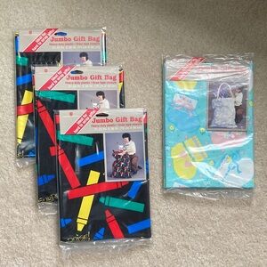 American Greetings Jumbo Gift Bags - Black with Red, Blue, Yellow, Green Crayons